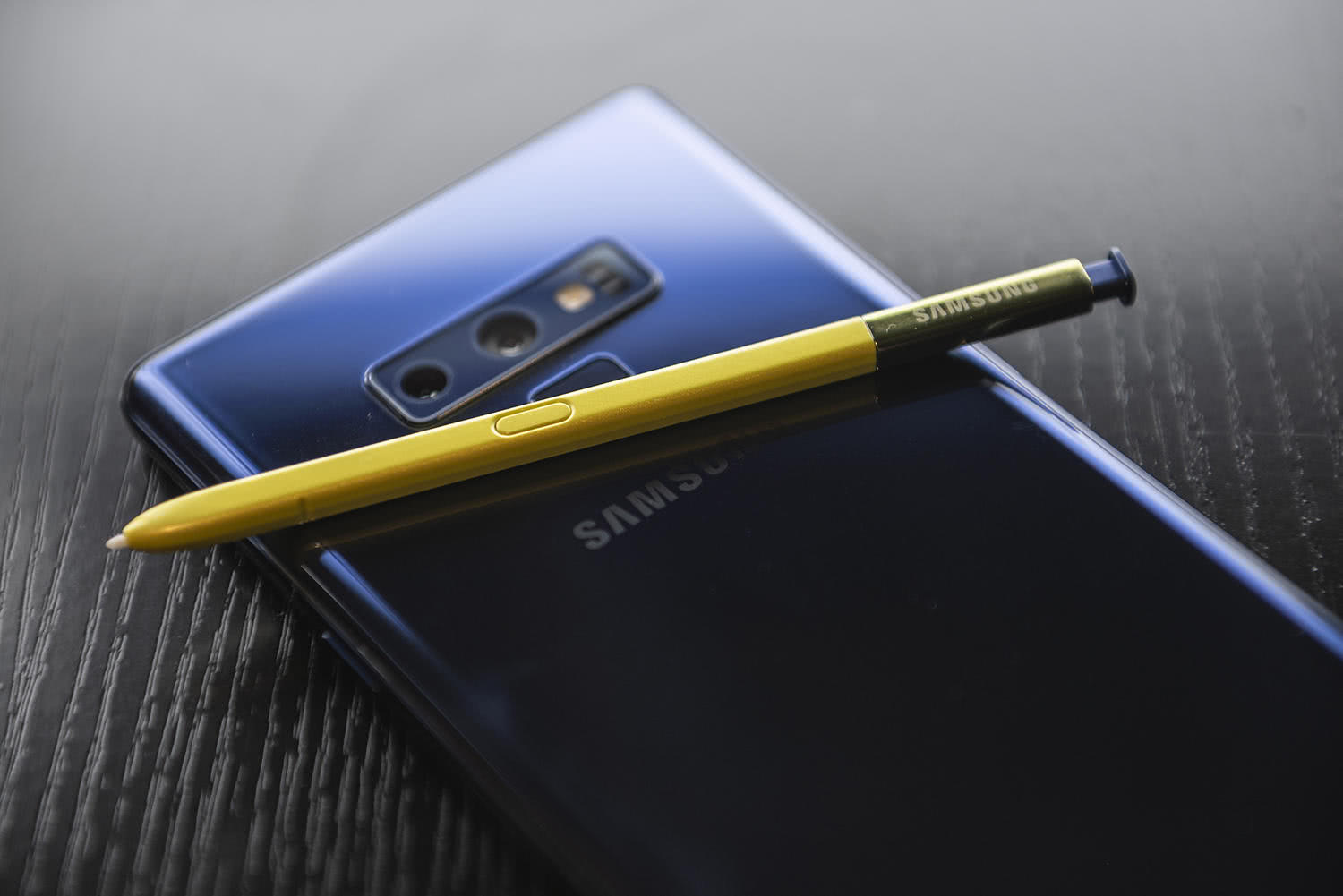 你的手机有多大存储空间?外媒调查显示:有48.89%的用户不到64GB