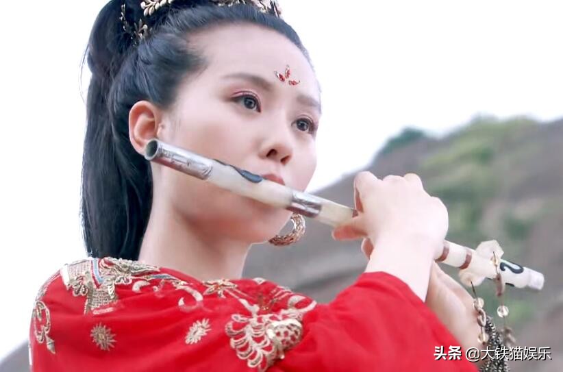 撑不起古装就别尬演了，这6位演员告诉你，什么叫为古装而生