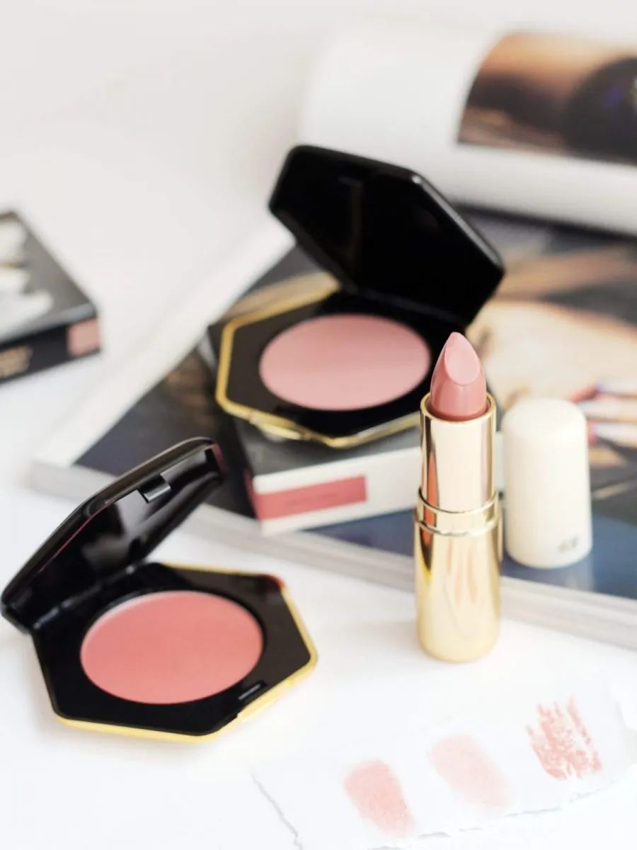 奢侈品下场battle卖口红，爱马仕、周仰杰，该买哪一支？