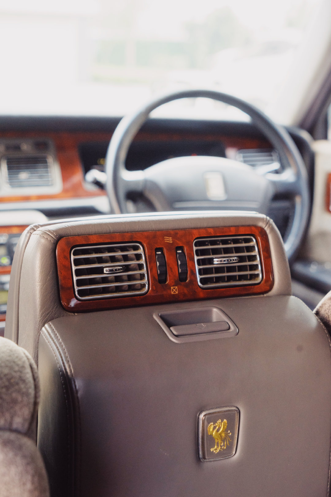 1997丰田世纪顶级v12多少钱,丰田century改装