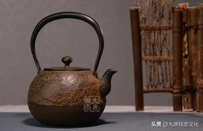 国产铁壶和日本铁壶区别,日本铁壶好还是中国铁壶好