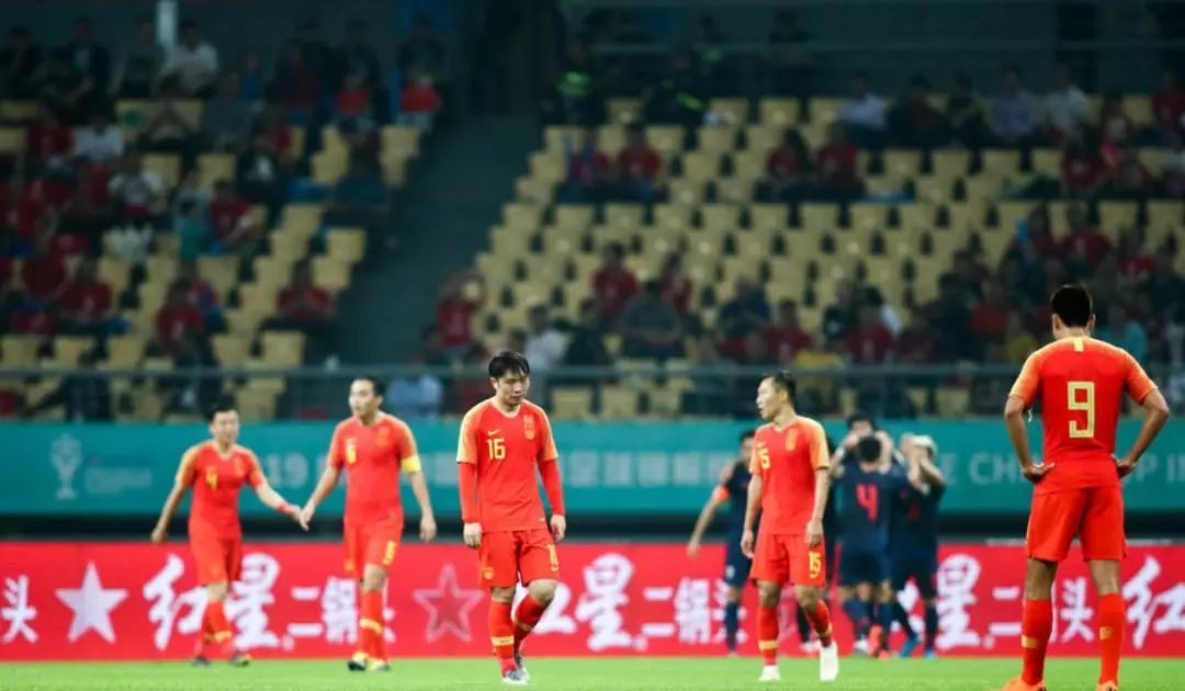 0-1，中国队又输了，紧急呼叫适合国足热身的对手！