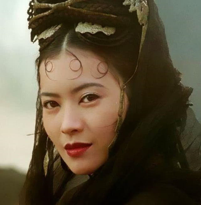 蓝洁瑛当年到底经历了什么 (蓝洁瑛到底经历过什么)