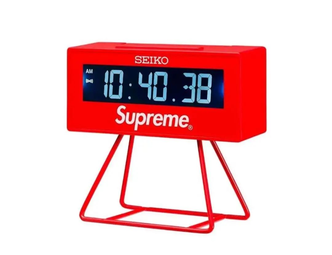 钓鱼佬的福音！SupremexSouth2West8推出最强钓鱼装备