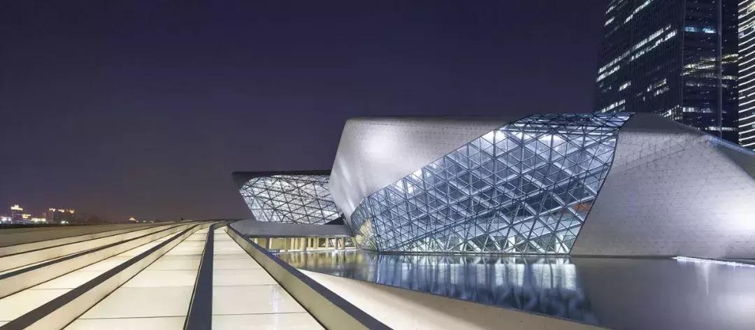 2019第一个世界奇迹!狂砸800亿,中国这次连UFO都造出来了…