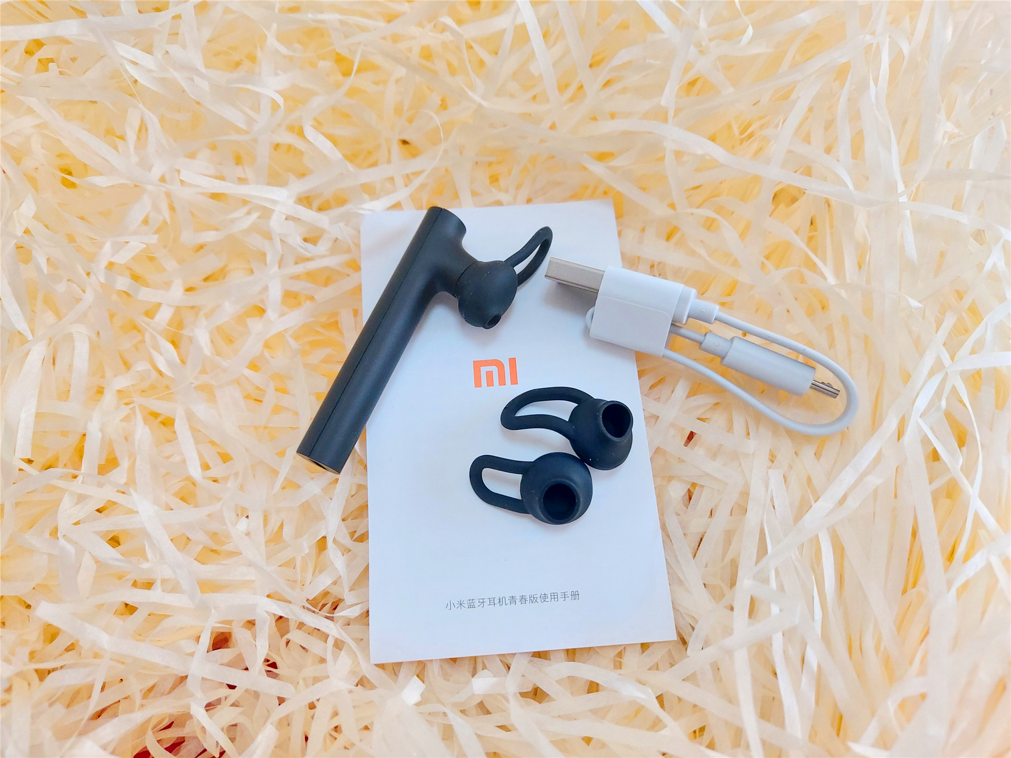 小米蓝牙耳机青春版和普通版对比,小米蓝牙耳机青春版与旗舰