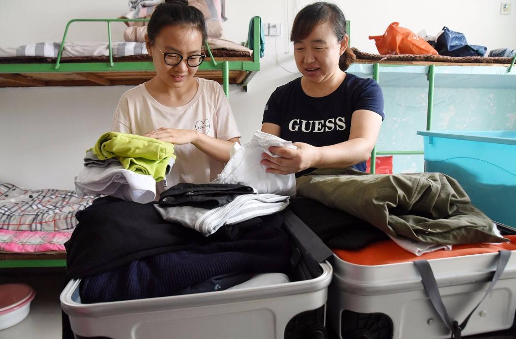 大一就被室友孤立了怎么办,大一新生宿舍床铺怎么抢