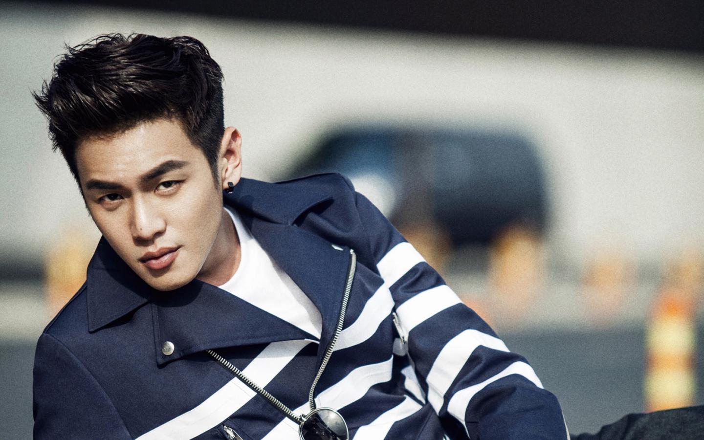 张若昀父亲欠款事件解决没,张若昀父亲欠款解决了吗