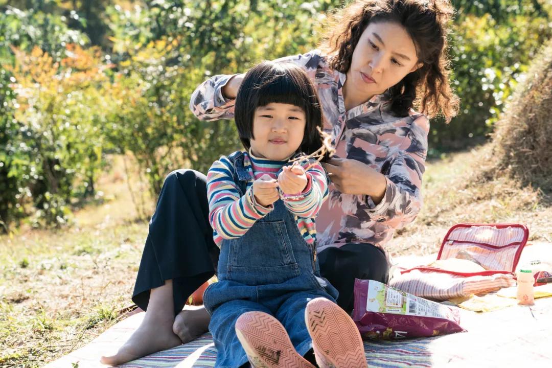 我花了200块,买来女儿性早熟:多少孩子正在被掏空