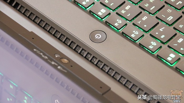 技嘉aero15xv8详细评测,技嘉游戏本aorus15x