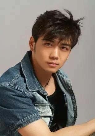 杨烁那些不为人知的苦难,杨烁那些不为人知的经历