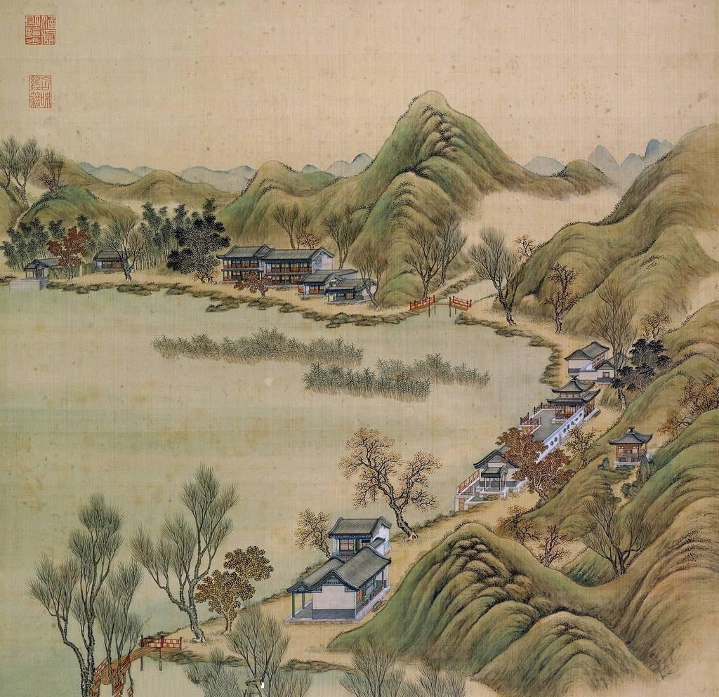 余晖映照出娇艳的晚霞,余晖映衬下美景