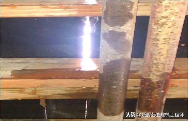 钢筋模板混凝土应注意质量要求,钢筋混凝土模板质量控制要点