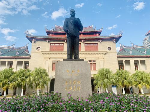 山东大学与厦门大学数学,山东大学对比厦门大学法学
