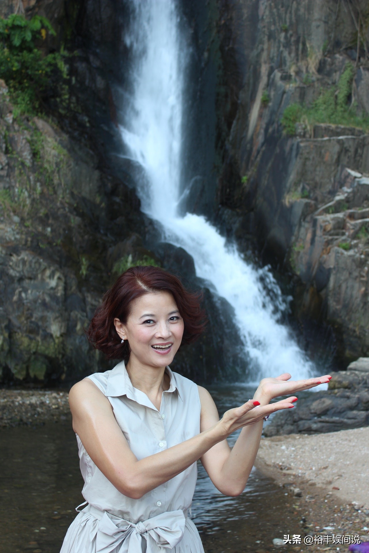 最美亚姐,最美亚姐复出不速之客