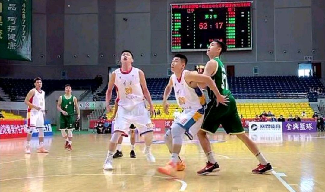 辽宁张镇麟半场三分,新疆辽宁张镇麟四记三分