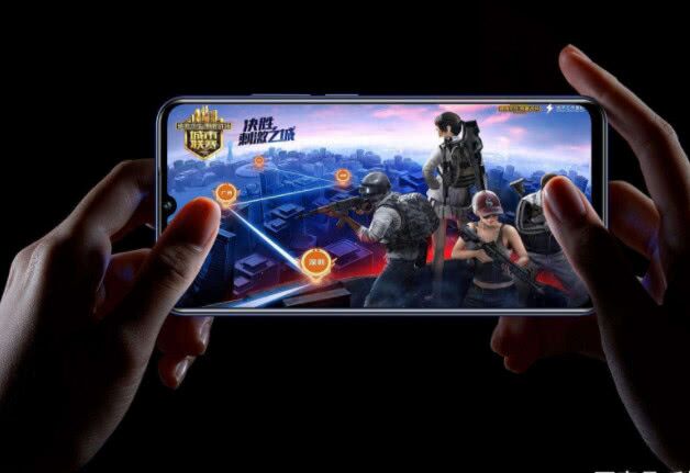 目前4款吃鸡很流畅的千元机，小米居榜首，最后一款学生*党**首选！