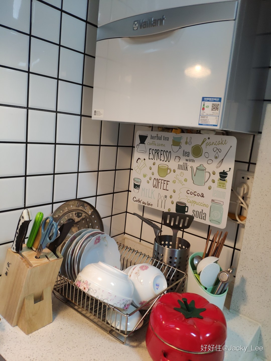 怎么打造一个科技感满满的卧室,如何打造一个满满科技感的家