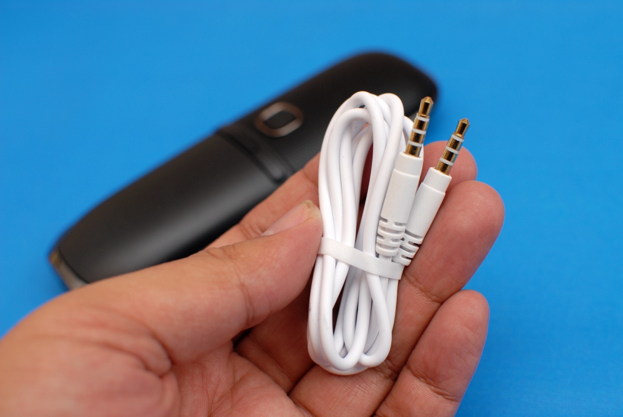 k歌神器麦克风女款,话筒音响一体麦克风k歌神器排名