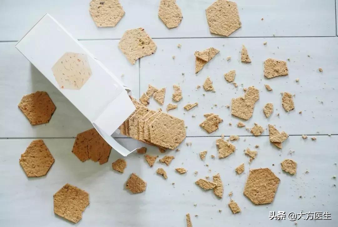 饼干吃多了有什么危害,饼干吃多有什么危害