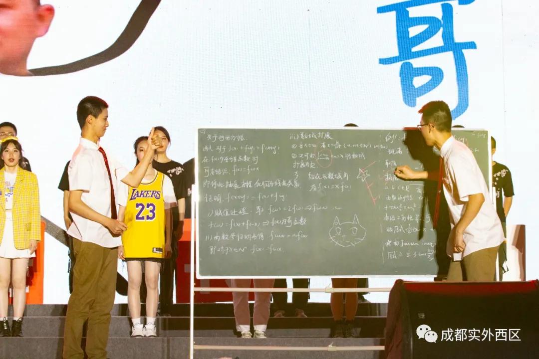 红心向党筑梦青春演出视频,2023红心向党建功新时代文艺汇演