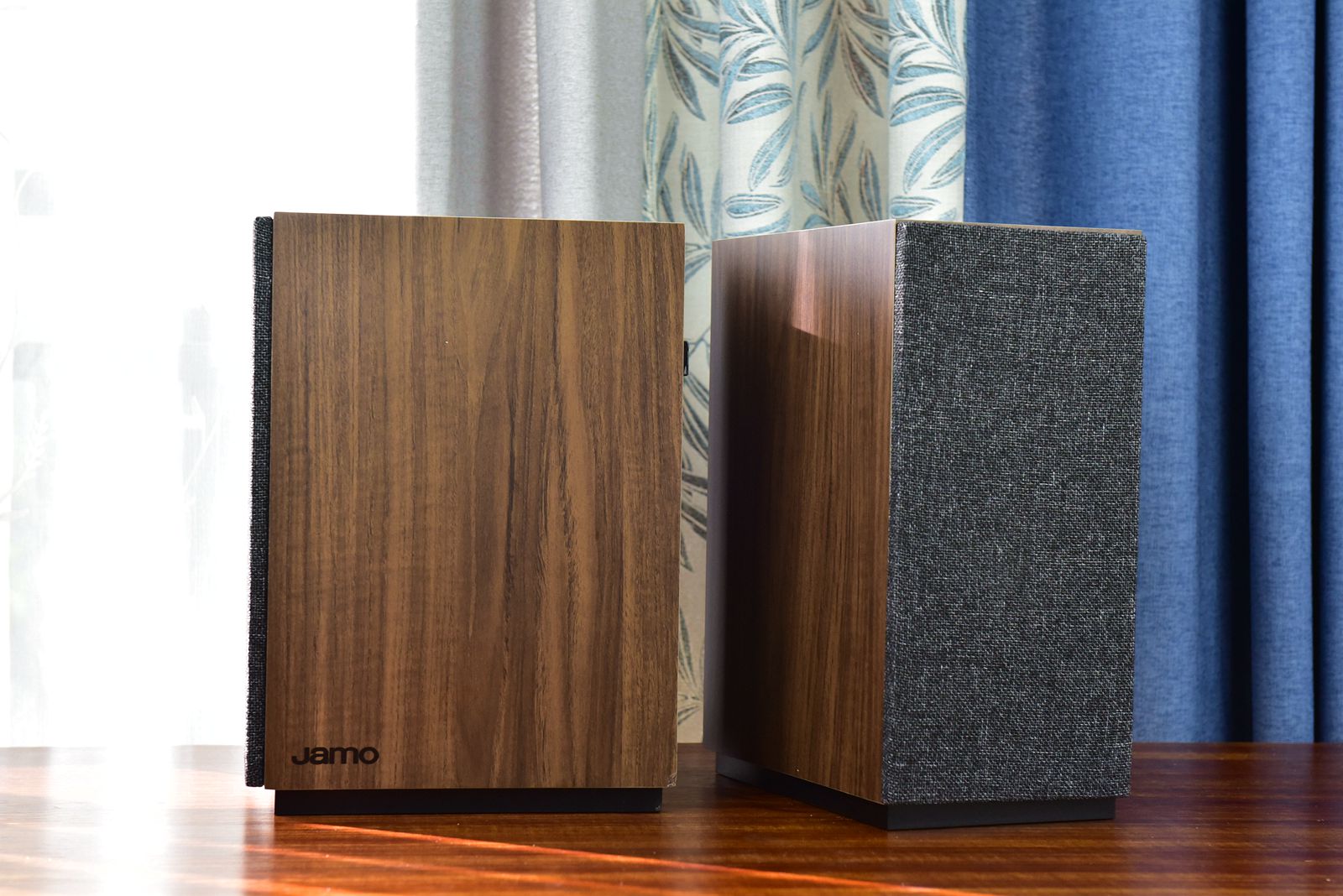 NAD前端+尊宝书架箱三件套不如一台低端真力贵，预算不足看过来