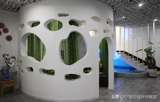 功能在左，美感在右，这家婚礼会所满足了我对幸福的一切幻想