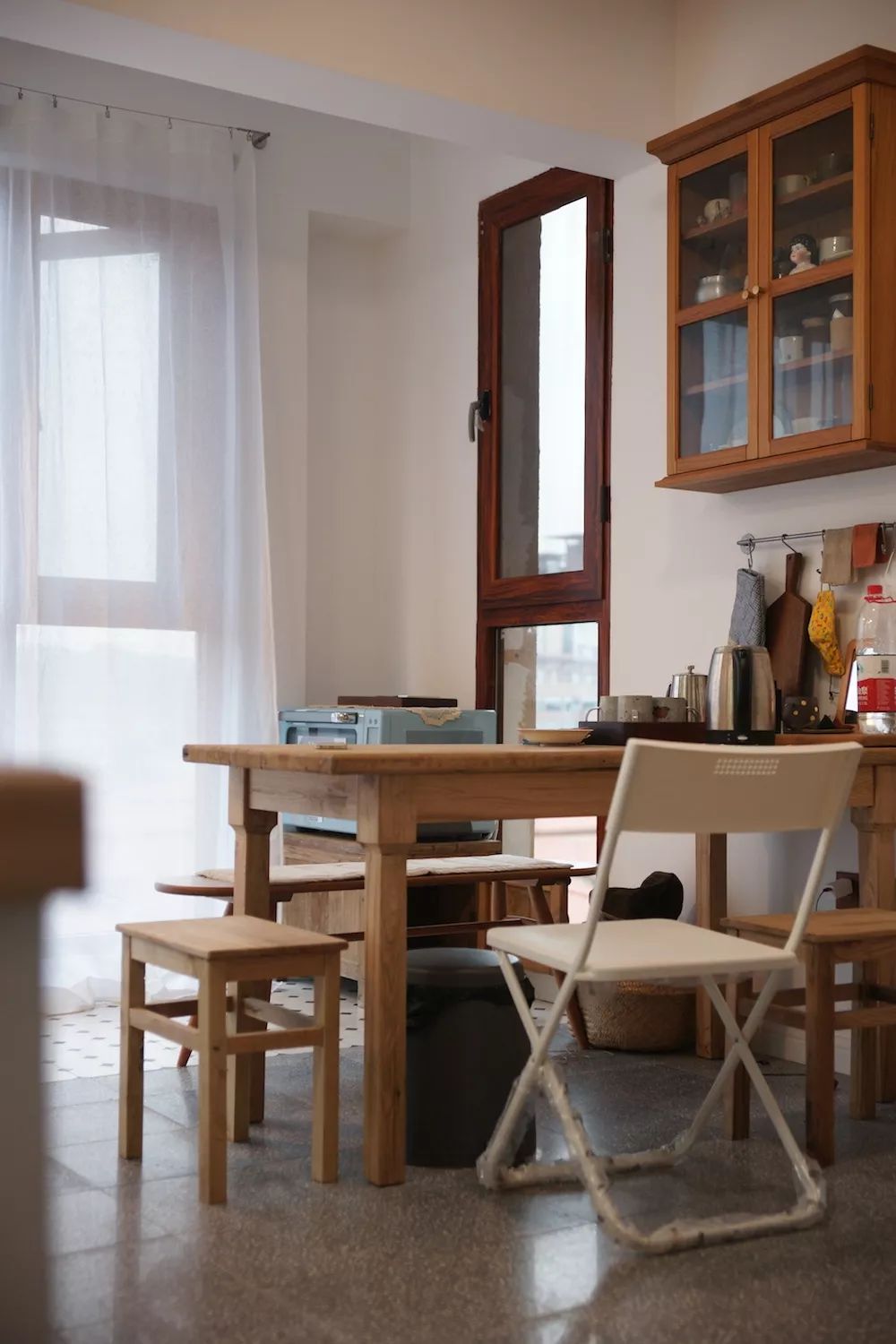 用水泥砌橱柜,用粘土捏一个好看的柜子