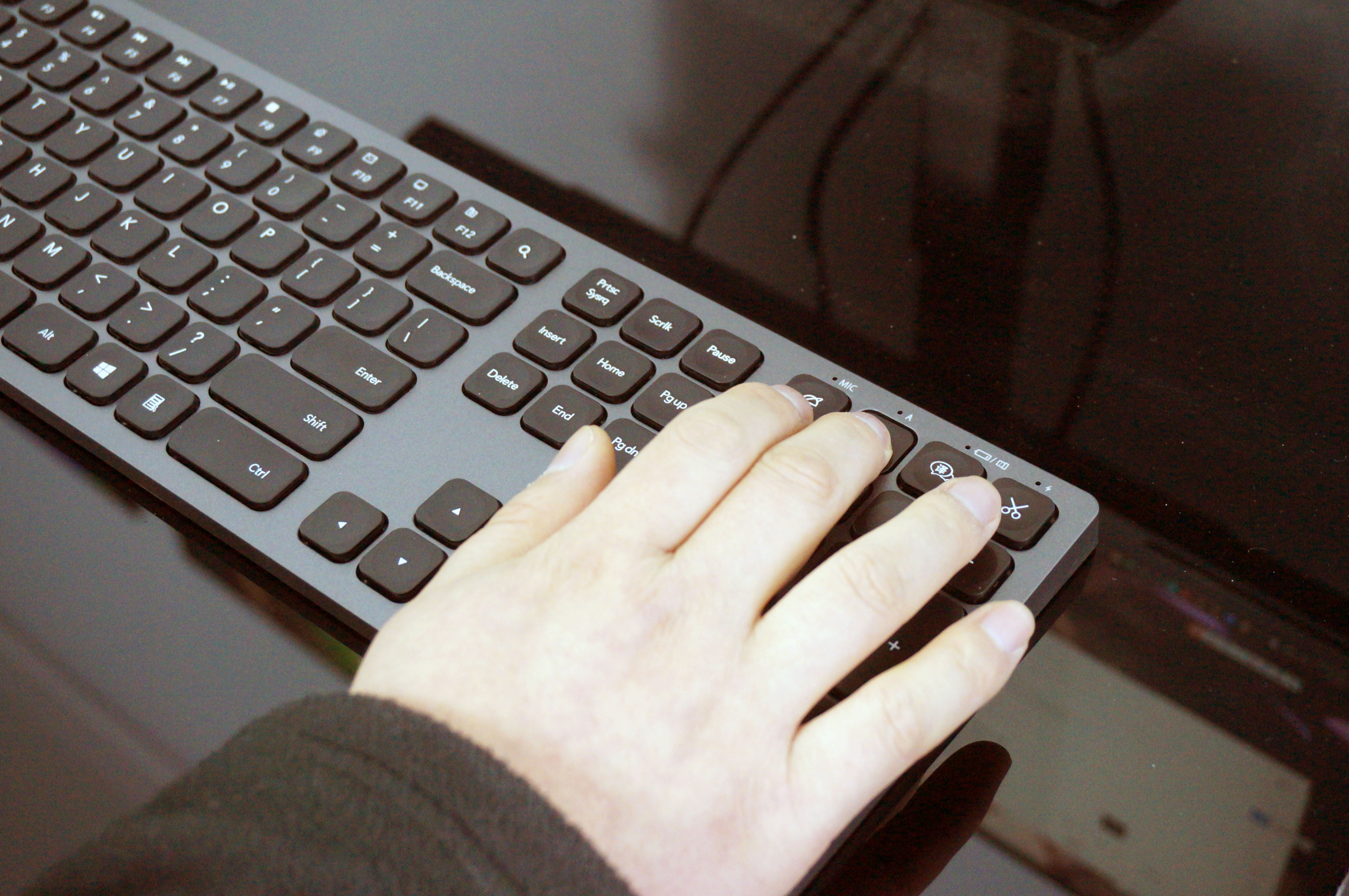 咪鼠智能语音键盘kb1体验,咪鼠智能语音键盘