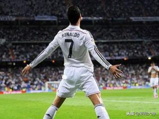 绿茵场上的庆祝动作,绿茵场上庆祝动作