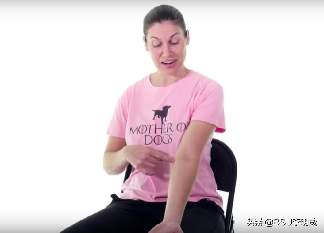 手肘疼怎么解决,劳累引起高尔夫球肘疼