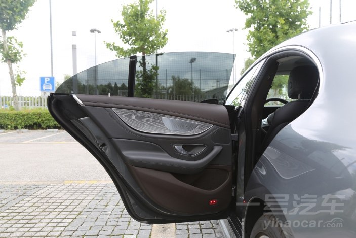 奔驰Cls试驾,奔驰clsamg63试驾