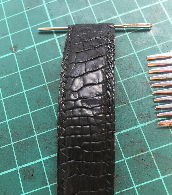 匡乐分享垫片起鼓技巧，鳄鱼皮表带的制作技巧