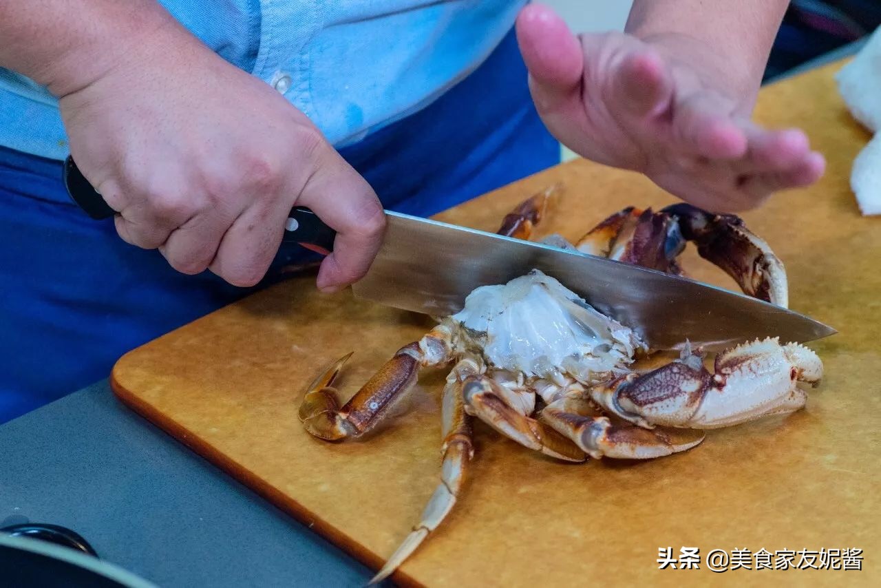 怎么样做香酥蟹,葱姜爆蟹教程