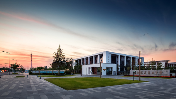 杨浦区昆山中学,江苏省昆山中学