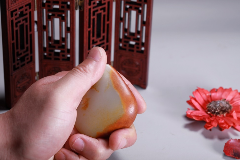 和田玉青海料用抹油吗,和田玉抹油了怎么洗