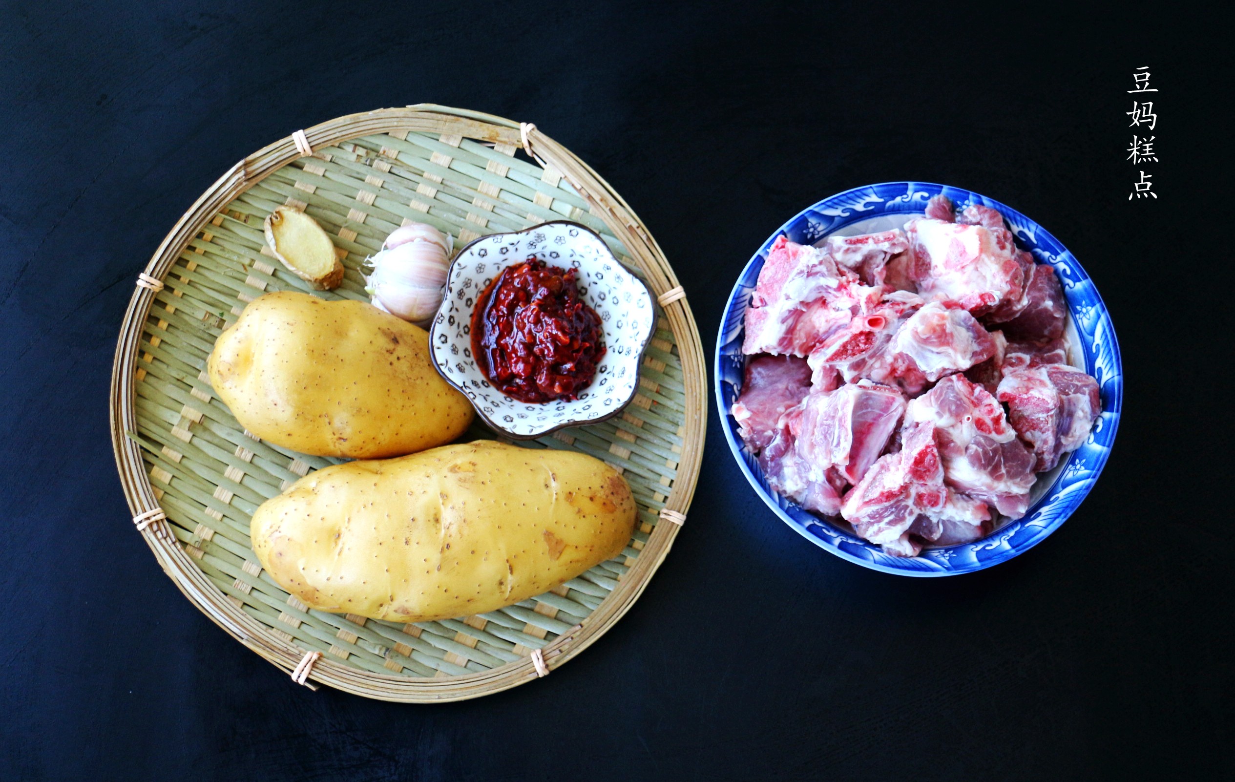 电饭煲焖饭菜饭一起做,电饭煲怎么做最好吃最简单