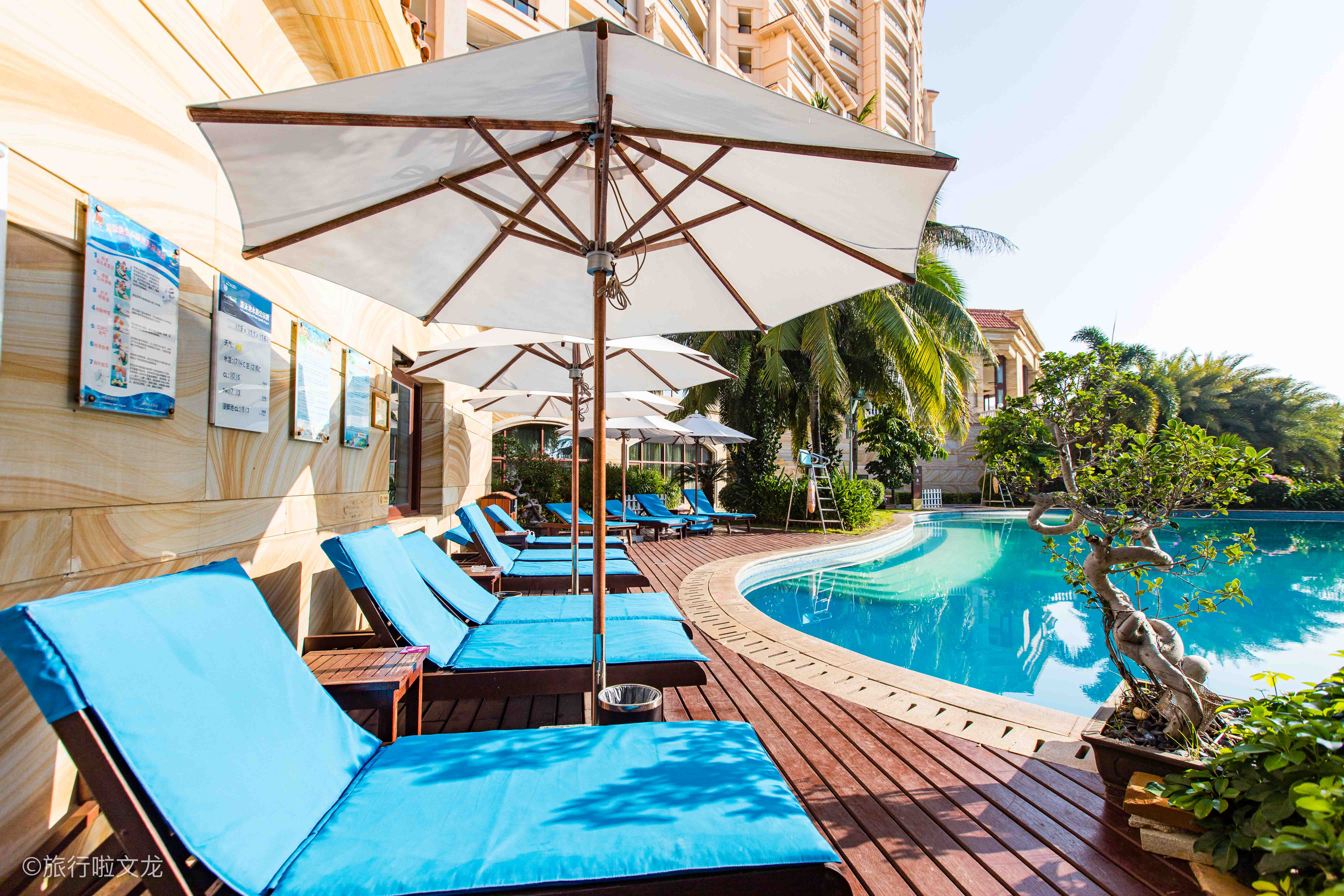 三亚离沙滩只有十米的酒店,三亚最值得推荐的三个酒店