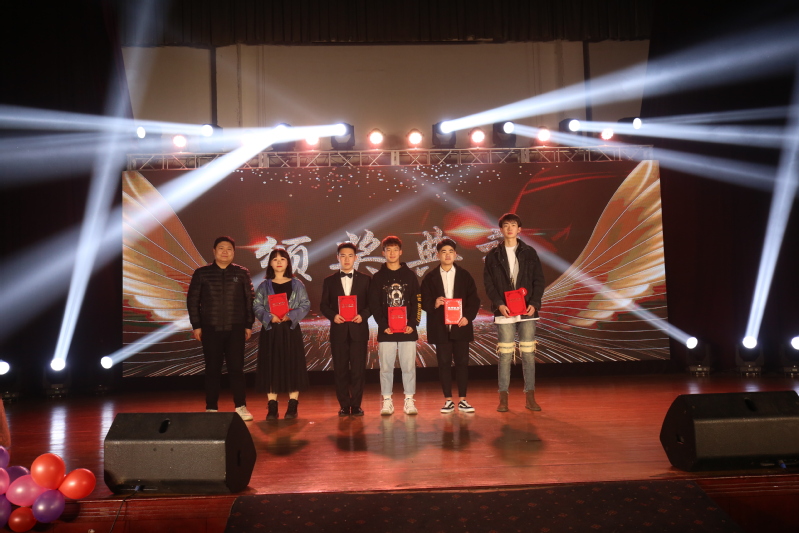 河北建材职业技术学院100周年晚会,河北建材职业技术学院的视频