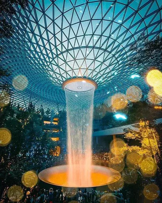 杭州1/10都不到的mini小国，性价比高到，去1趟=打卡好几个国家