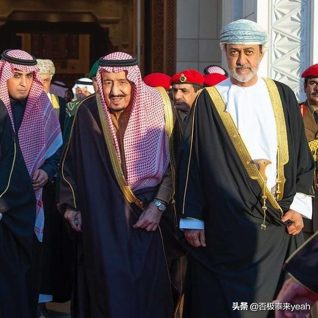 阿拉伯传统白袍,阿拉伯白袍装束