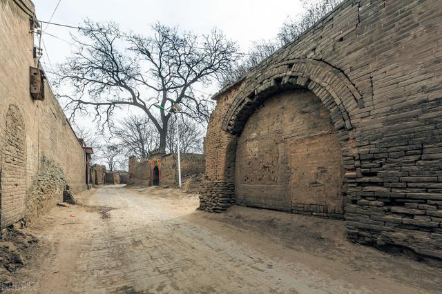 白鹿原白嘉轩仙草洞房子,白鹿原白嘉轩与姐夫入清军大营