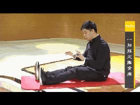 几分钟的“推墙操”和“滚背操”，生发阳气、锻炼全身