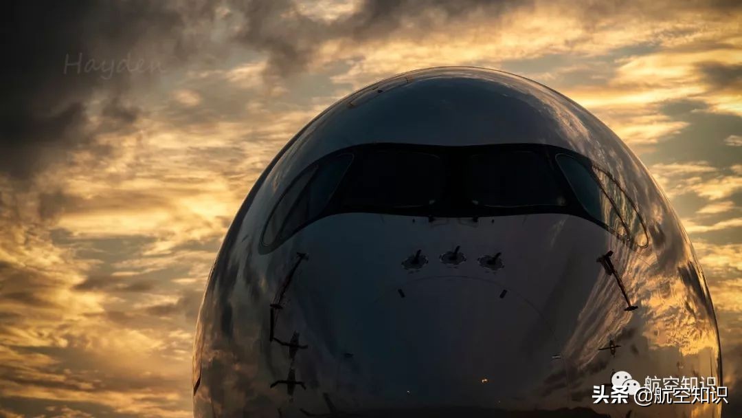 25年后再次回到陌生又熟悉的地方,我们即将到达三亚凤凰国际机场