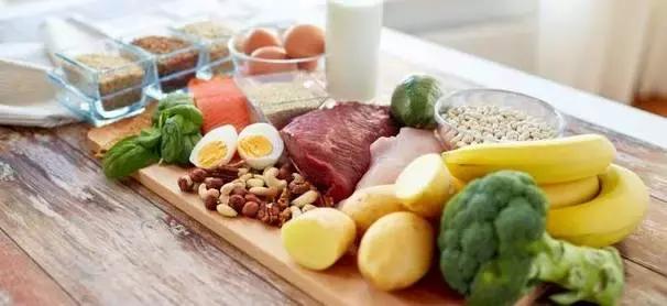 顺产宝妈怎么护理恶露,顺产产后护理及观察要点是哪些