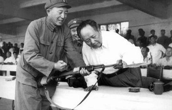 毛主席培育8341部队，战士要符合3大条件，名单由毛主席亲自审批