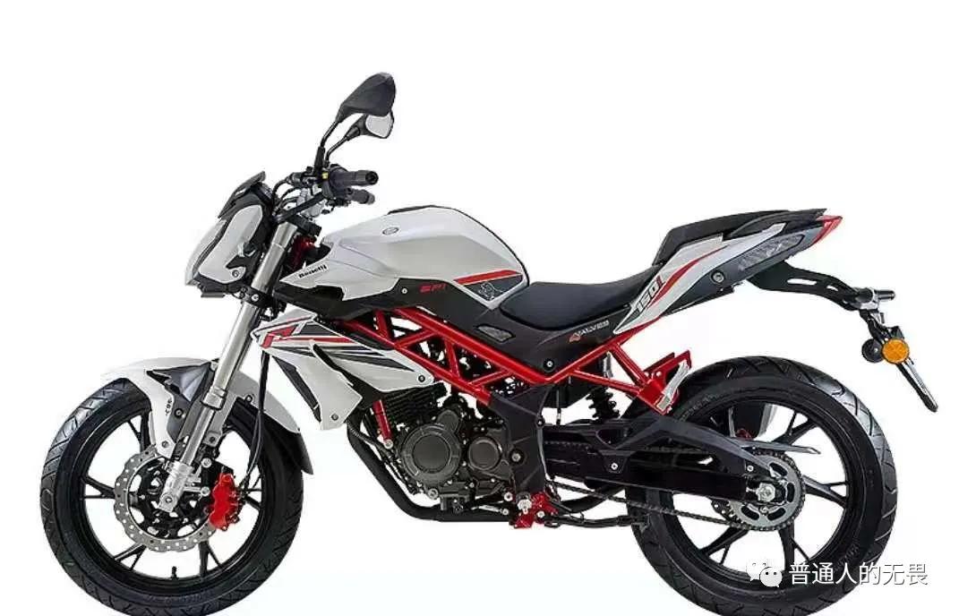 摩托车入坑技巧视频,新手入坑一万以内的摩托车