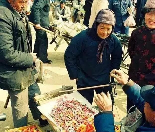 谢霆锋董洁什么时候结婚的,20年前王菲和谢霆锋在一起的视频