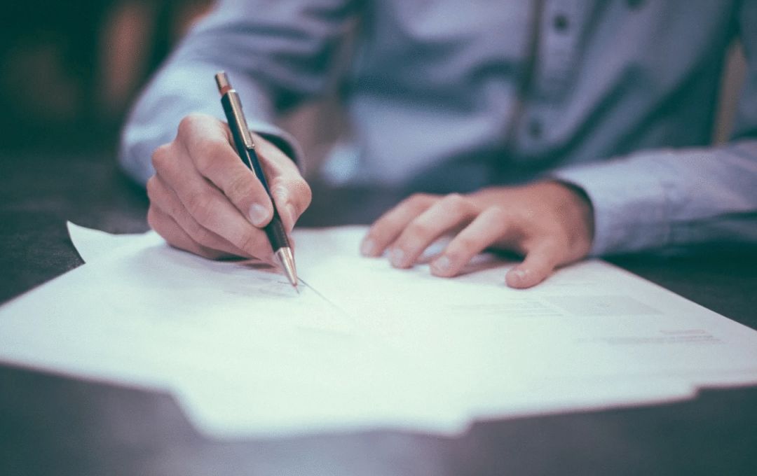 十万文案标题怎么写,10万的文案怎么写