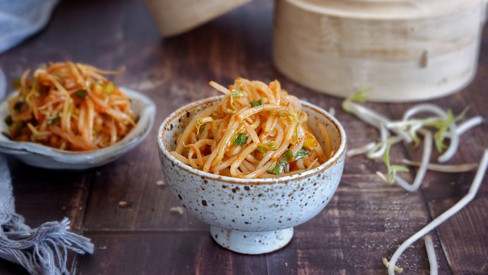 想吃豆芽何必出去买在家就能搞定,想吃豆芽怎么弄啊